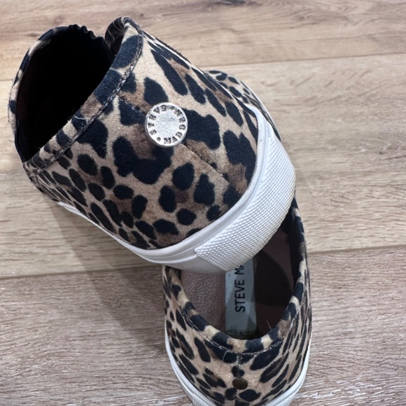 STEVE MADDEN Leopard Safari (Safary) Animal Print Slip-On Boat Shoes - Size 8M - Picture 6 of 11